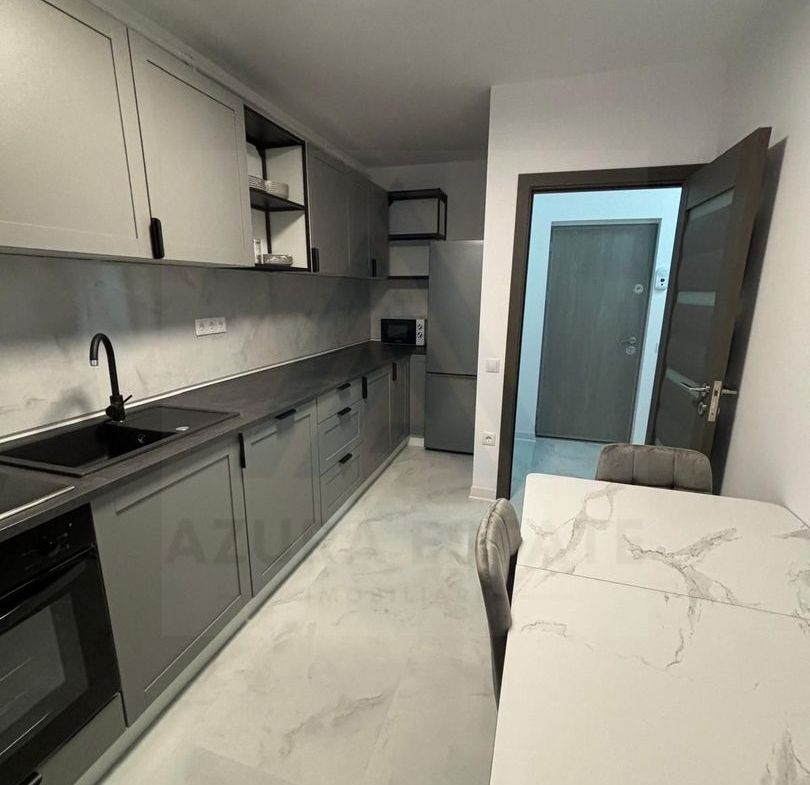 Apartament modern cu 2 camere si parcare privata in D-na Stanca