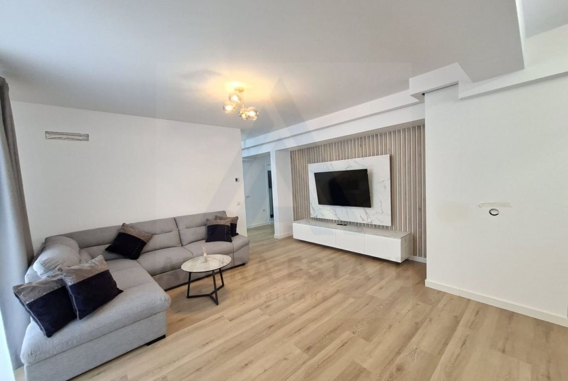 Apartament premium 3 camere 2 bai etaj 2 prima inchiriere in Evolution
