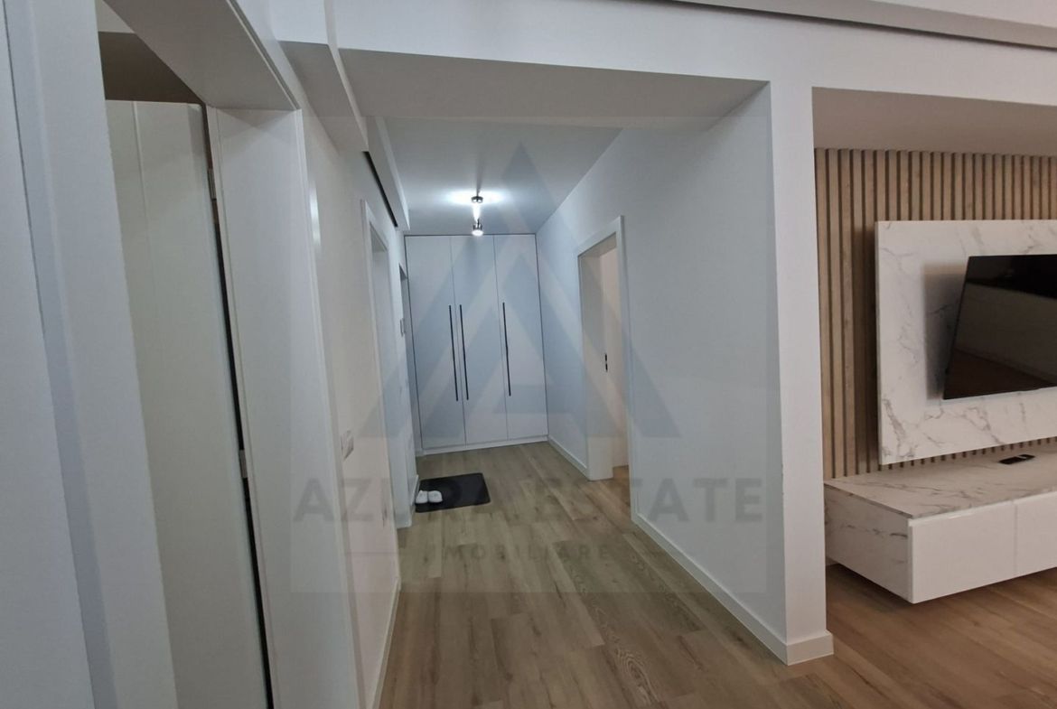Apartament premium 3 camere 2 bai etaj 2 prima inchiriere in Evolution