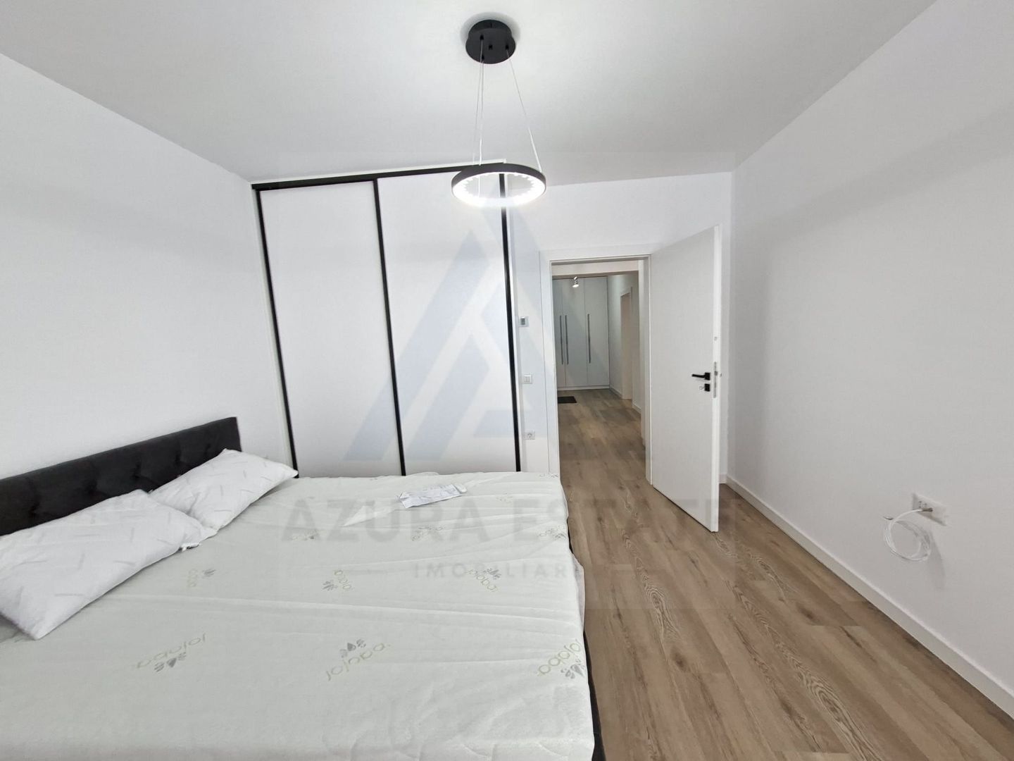 Apartament premium 3 camere 2 bai etaj 2 prima inchiriere in Evolution