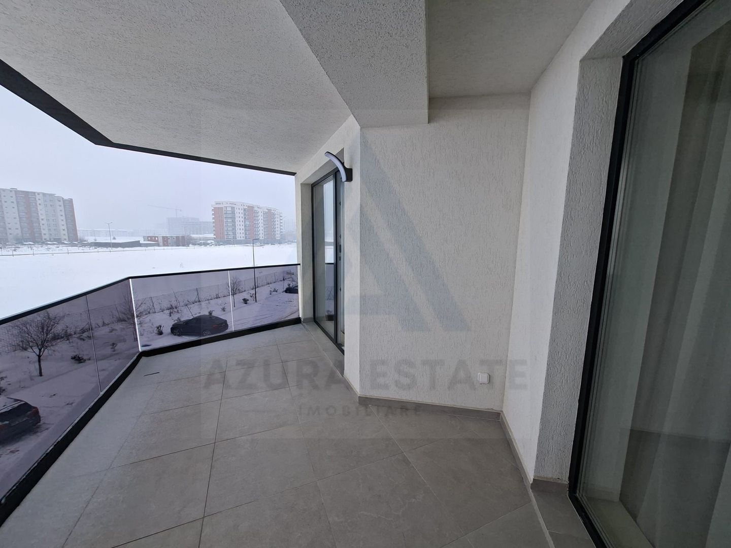 Apartament premium 3 camere 2 bai etaj 2 prima inchiriere in Evolution