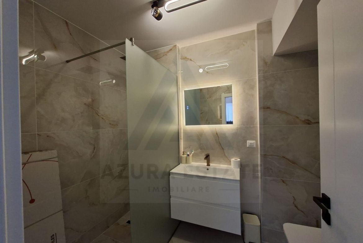 Apartament premium 3 camere 2 bai etaj 2 prima inchiriere in Evolution