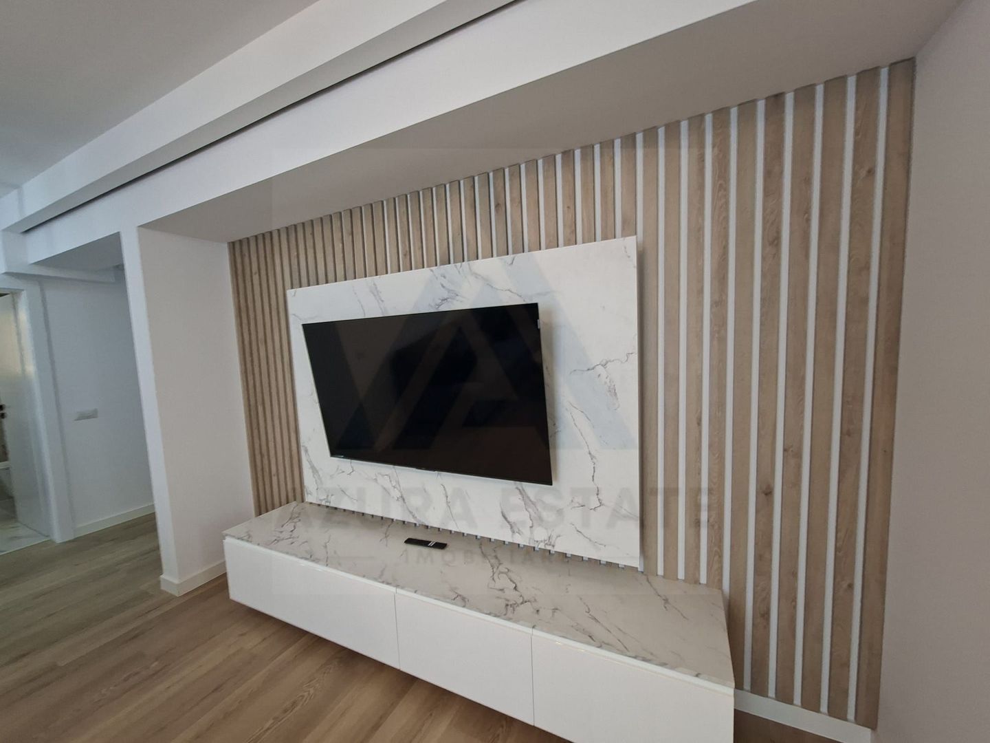 Apartament premium 3 camere 2 bai etaj 2 prima inchiriere in Evolution