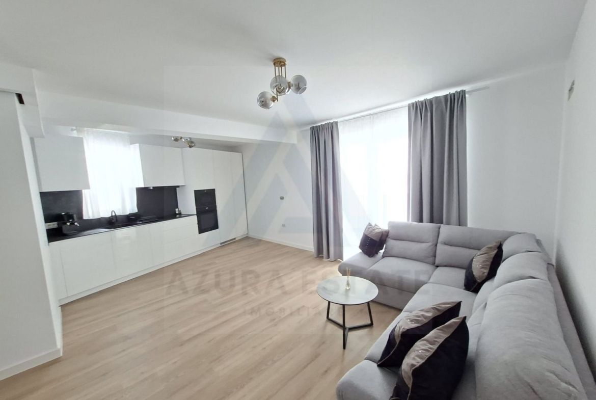 Apartament premium 3 camere 2 bai etaj 2 prima inchiriere in Evolution