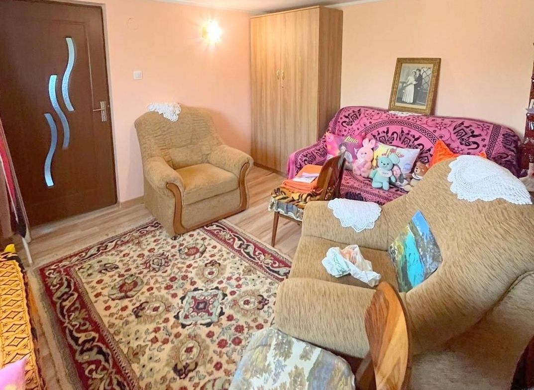 Casă individuală de vânzare în Braniștea – Teren 464 mp -76000 euro