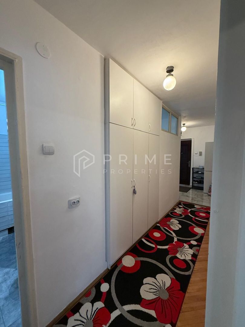 Apartament cu 3 camere decomandate- Ideal pentru studenti – Zona Tudor