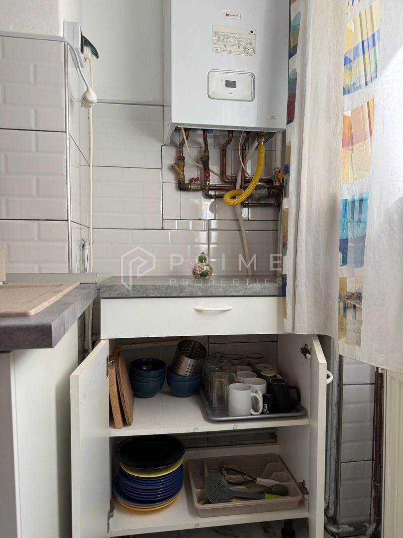 Apartament cu 3 camere decomandate- Ideal pentru studenti – Zona Tudor