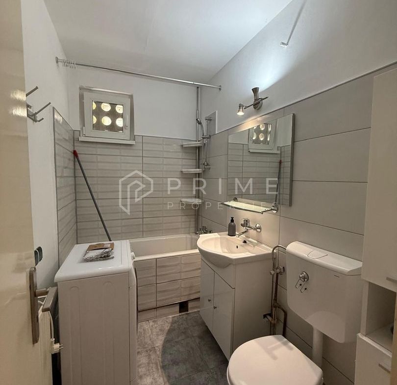 Apartament cu 3 camere decomandate- Ideal pentru studenti – Zona Tudor