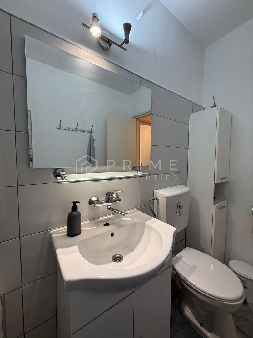 Apartament cu 3 camere decomandate- Ideal pentru studenti – Zona Tudor