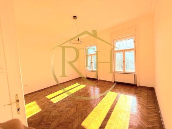 Oferim spre inchiriere spatii pentru birouri, Zona Centrala – Piata Mocionii