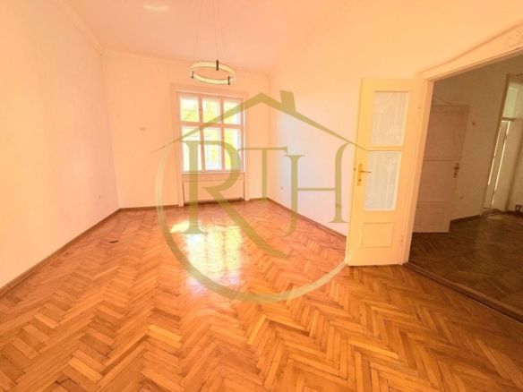 Oferim spre inchiriere spatii pentru birouri, Zona Centrala – Piata Mocionii