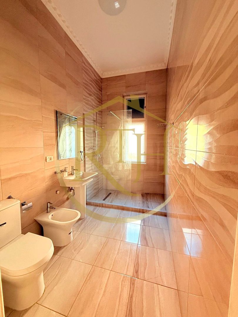 Oferim spre inchiriere spatii pentru birouri, Zona Centrala – Piata Mocionii