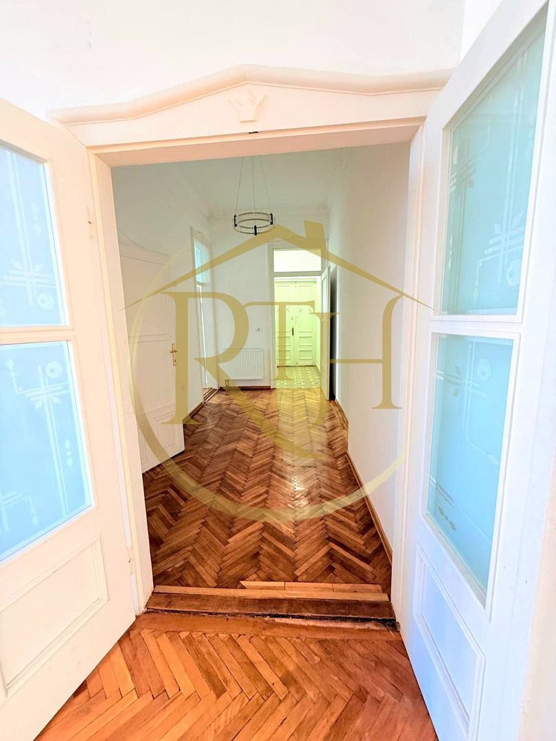 Oferim spre inchiriere spatii pentru birouri, Zona Centrala – Piata Mocionii