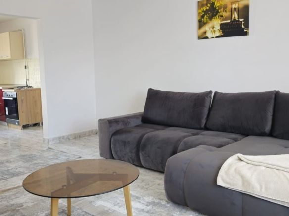 De inchiriat apartament spatios, zona Garii, et. 3, 490 euro negociabil - Imagine principala