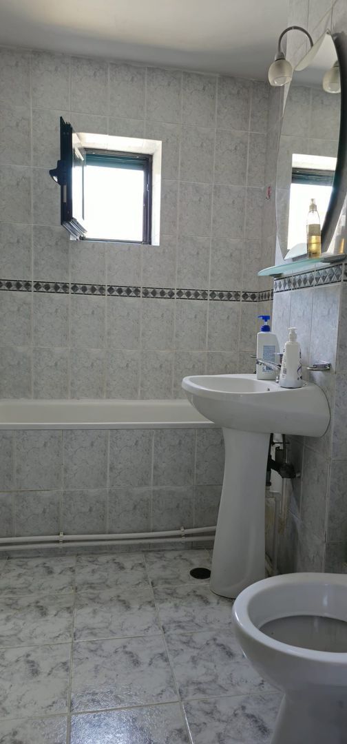 De inchiriat apartament spatios, zona Garii, et. 3, 490 euro negociabil