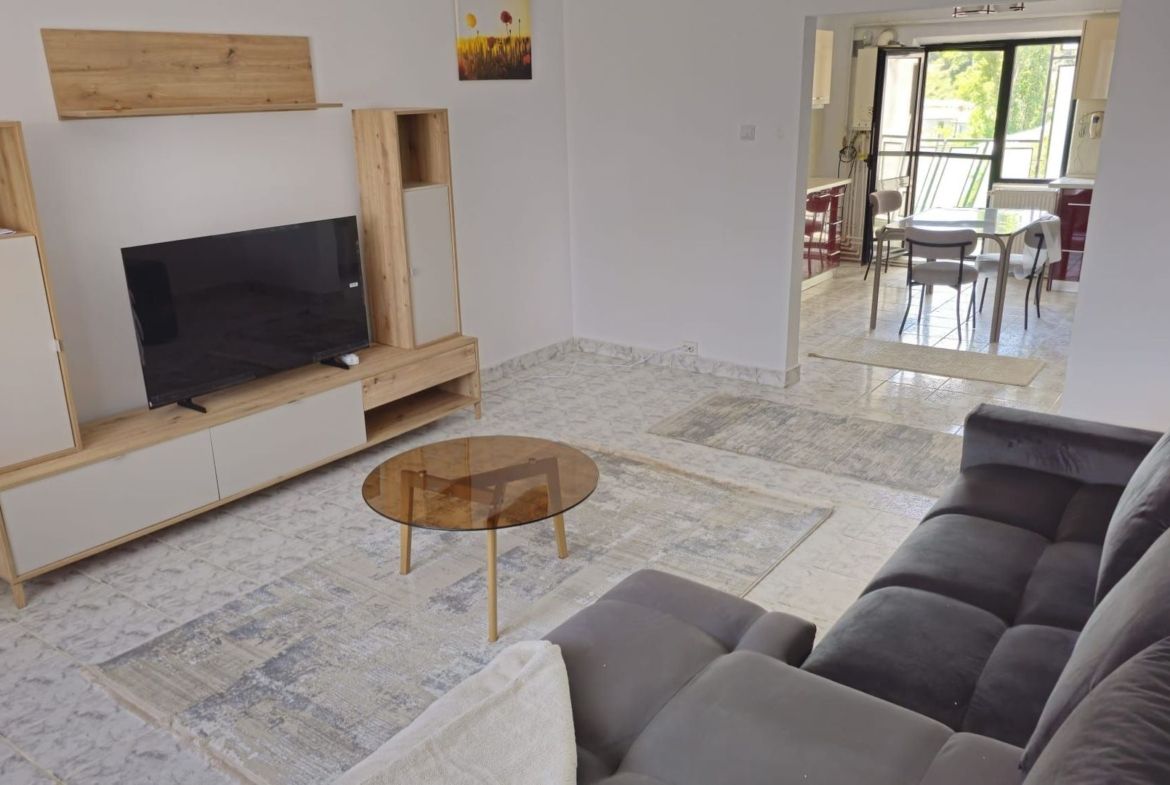 De inchiriat apartament spatios, zona Garii, et. 3, 490 euro negociabil