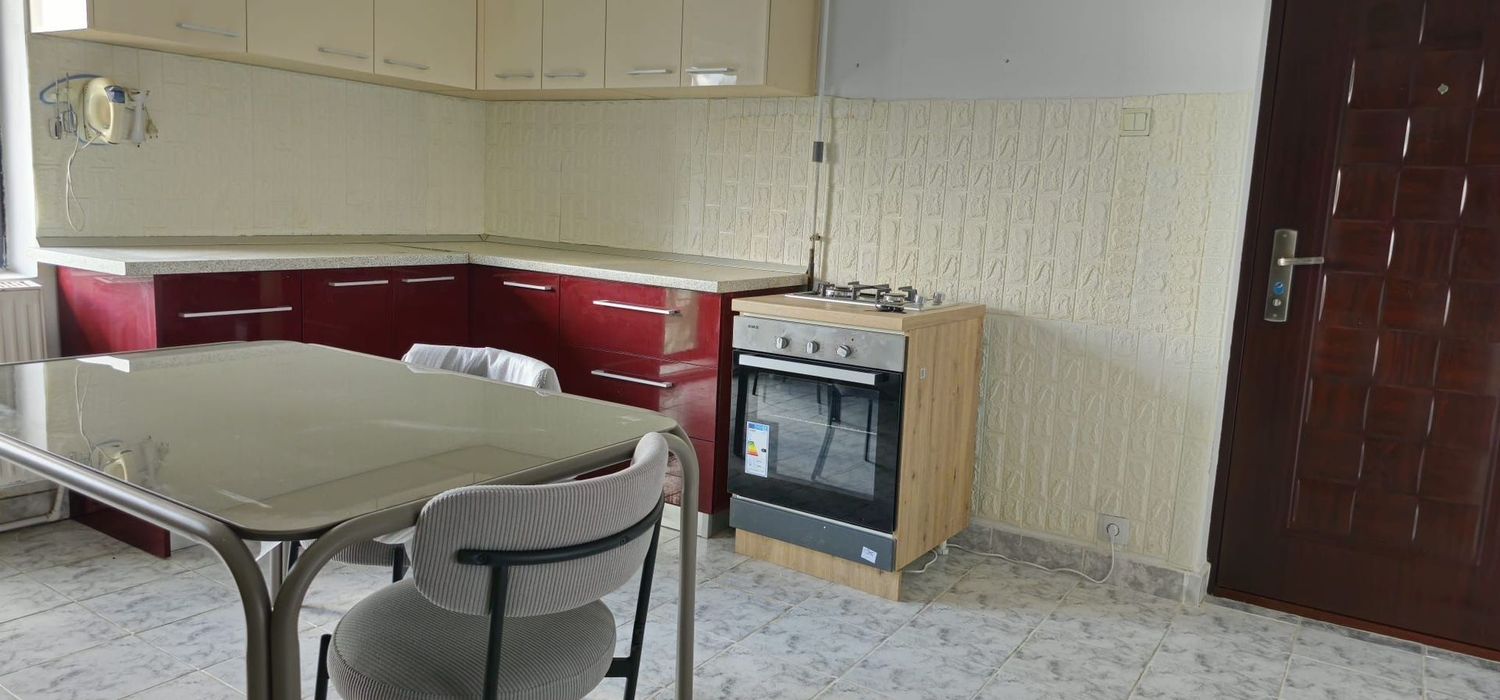 De inchiriat apartament spatios, zona Garii, et. 3, 490 euro negociabil
