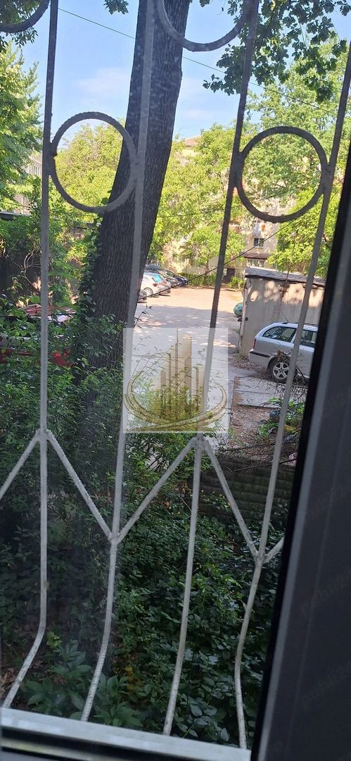Apartament 3 camere parter Lipovei 90000Euro