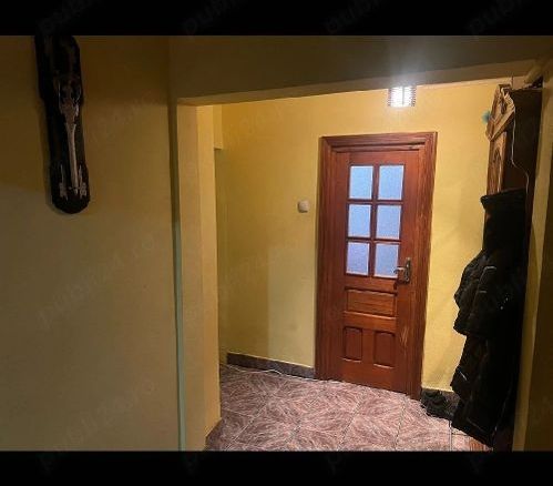 De inchiriat apartament 3 camere I. C. Frimu, et. 3, 450 euro - foto 2