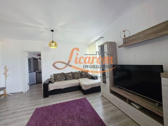 Apartament 2 camere, mobilat, lift, parcare, animale,Cristian BV - foto 2
