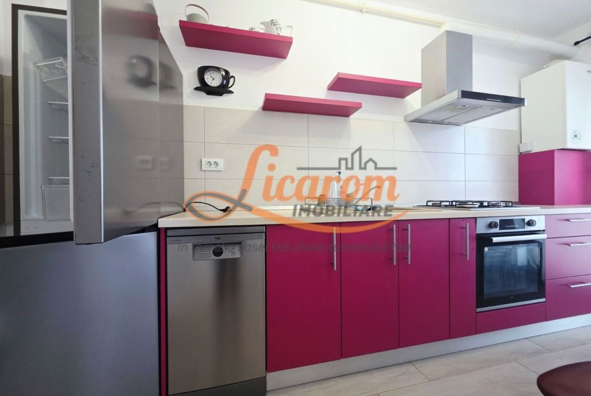 Apartament 2 camere, mobilat, lift, parcare, animale,Cristian BV