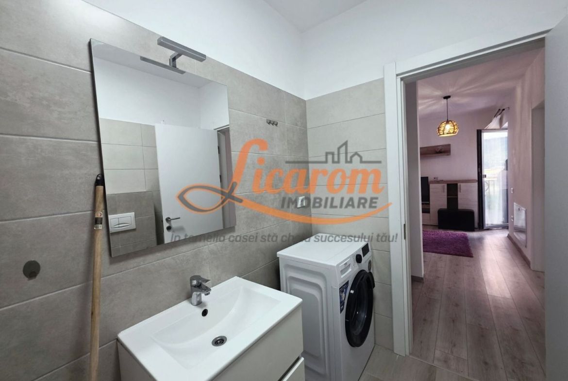 Apartament 2 camere, mobilat, lift, parcare, animale,Cristian BV