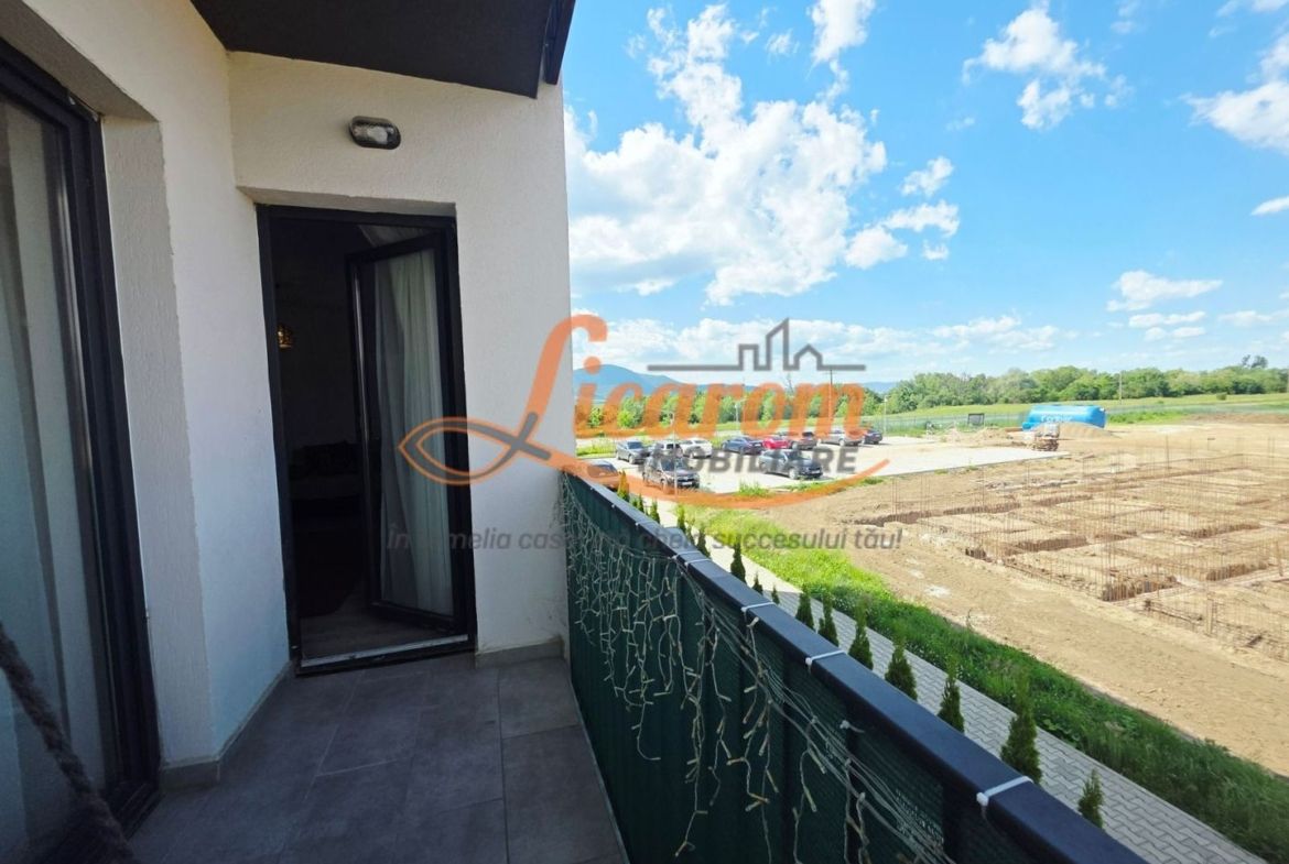 Apartament 2 camere, mobilat, lift, parcare, animale,Cristian BV