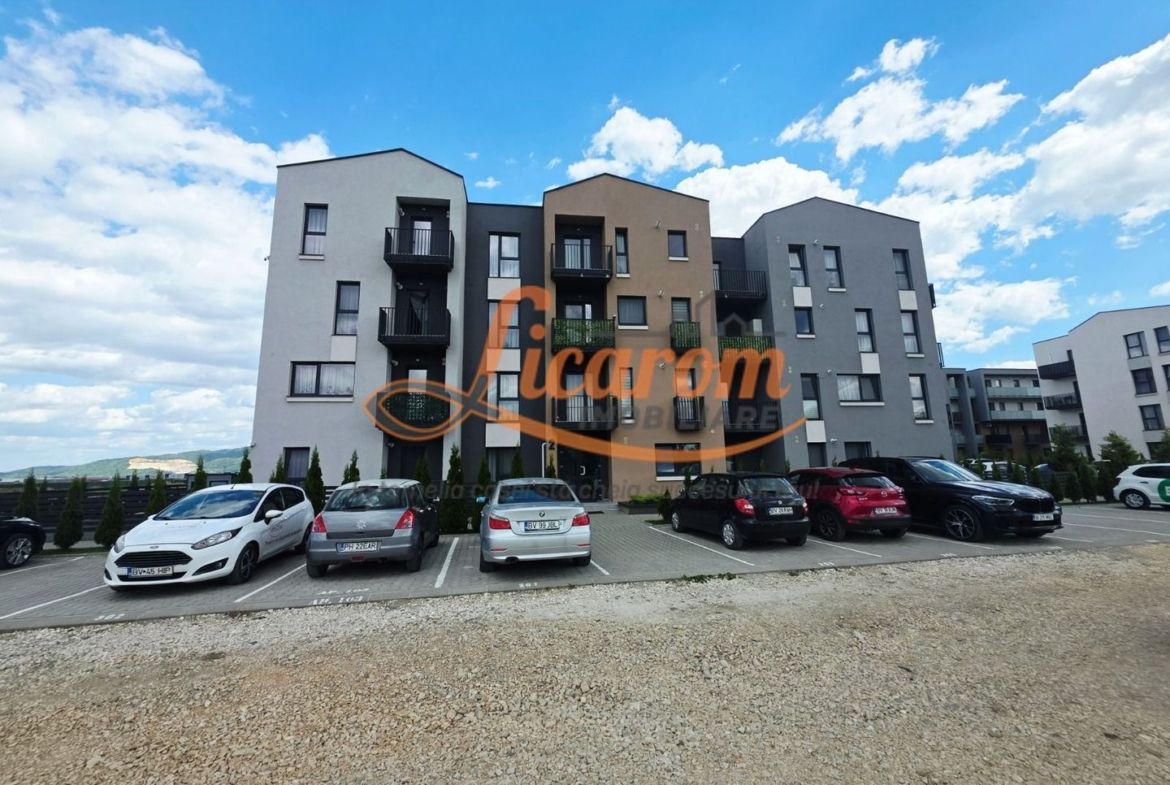 Apartament 2 camere, mobilat, lift, parcare, animale,Cristian BV