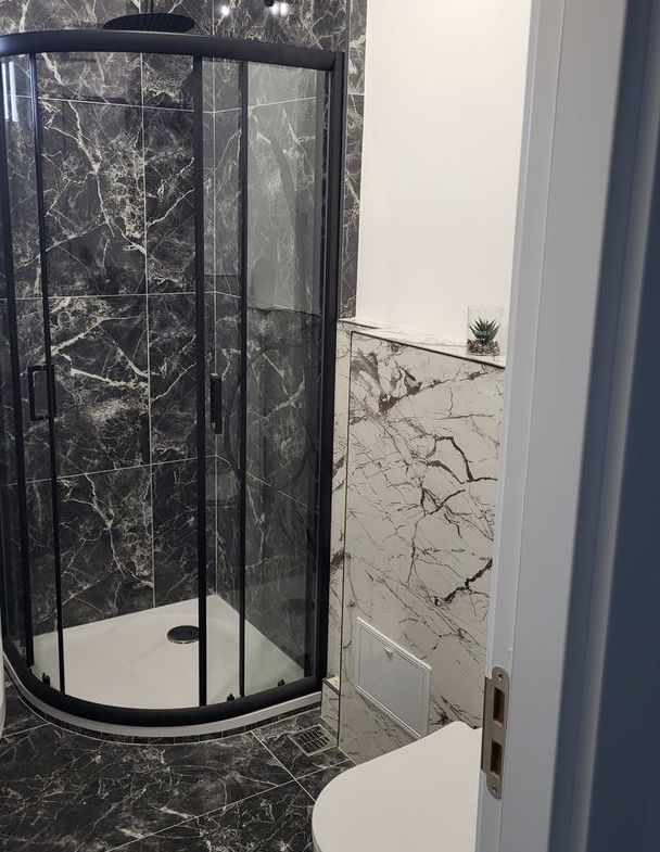 De inchiriat apartament cu 2 camere la Papadie, etaj 3, renovat, 550 E