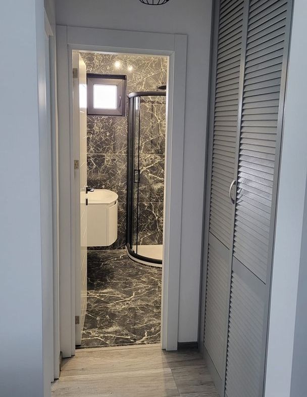 De inchiriat apartament cu 2 camere la Papadie, etaj 3, renovat, 550 E