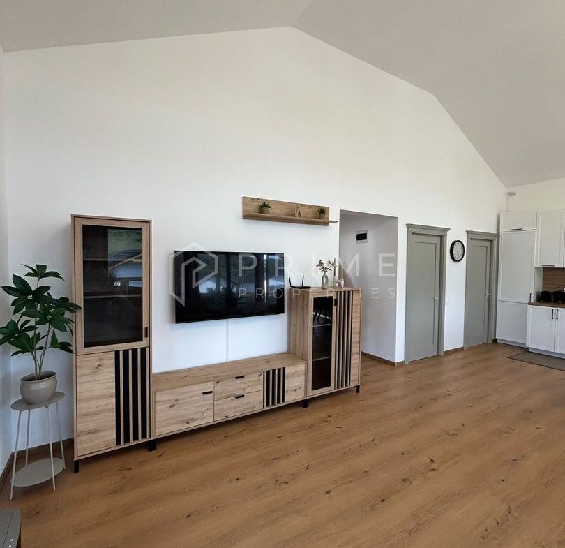 Casă modernă de închiriat – Eleganță și confort în Livezeni - foto 2