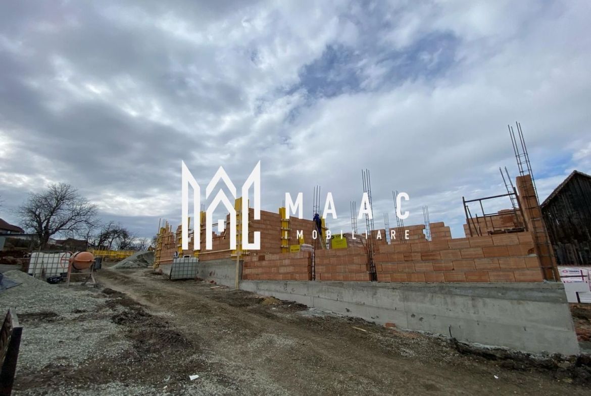 Casă Tip Duplex | 4 Camere | 2 Balcoane | Terasă | Șura Mică - foto 3