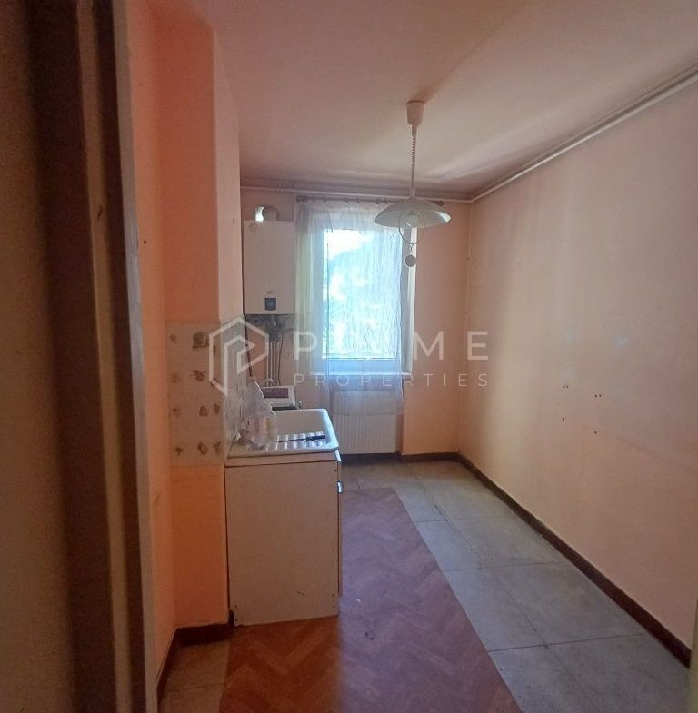 Apartament cu 2 camere, etaj intermediar –Zona Tudor, str. Bucinului
