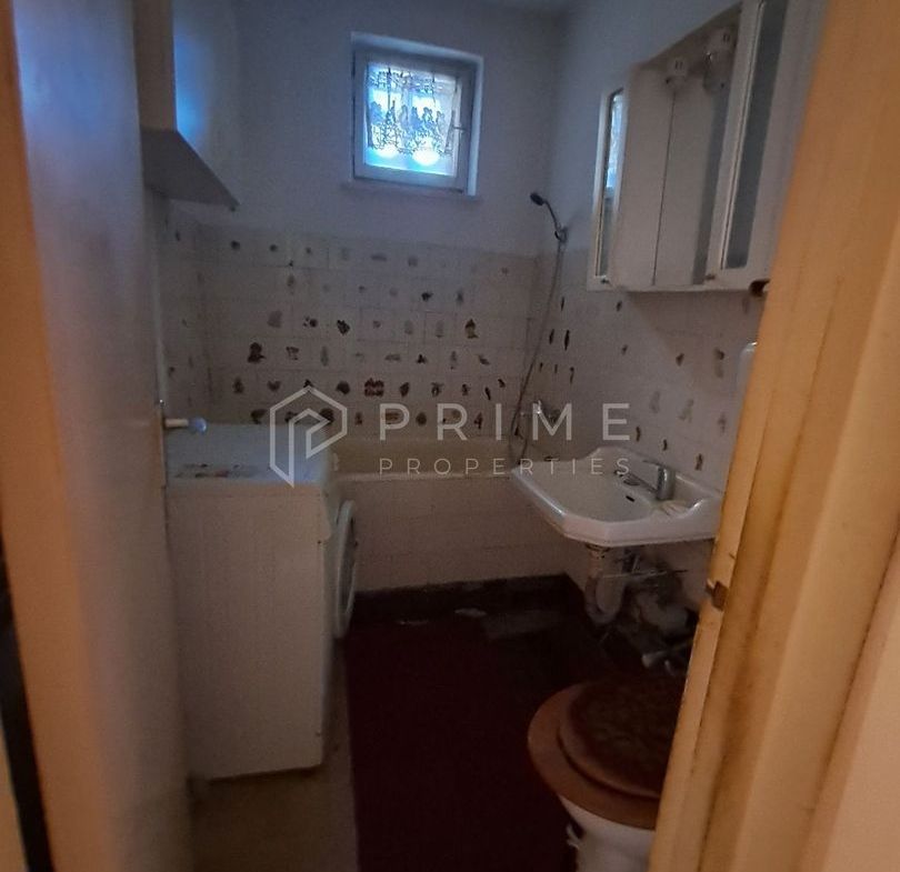 Apartament cu 2 camere, etaj intermediar –Zona Tudor, str. Bucinului