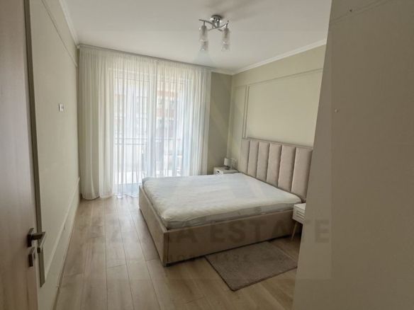 Apartament premium 3 camere 90 mp utili terasa 12 mp 2 parcari Lazaret - foto 2