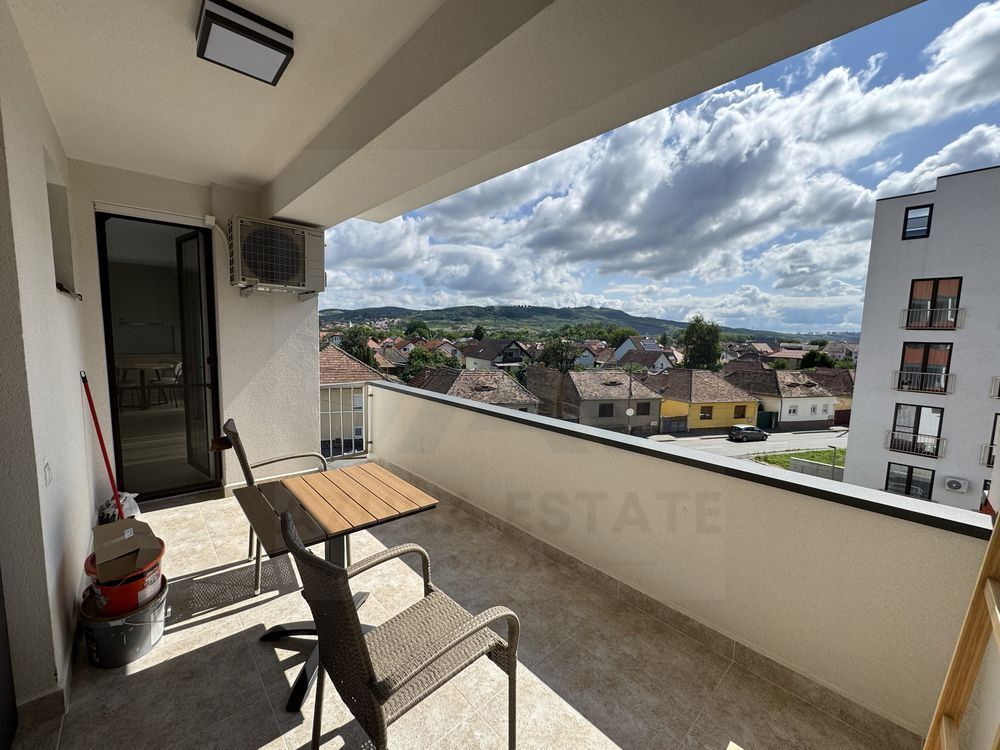 Apartament premium 3 camere 90 mp utili terasa 12 mp 2 parcari Lazaret
