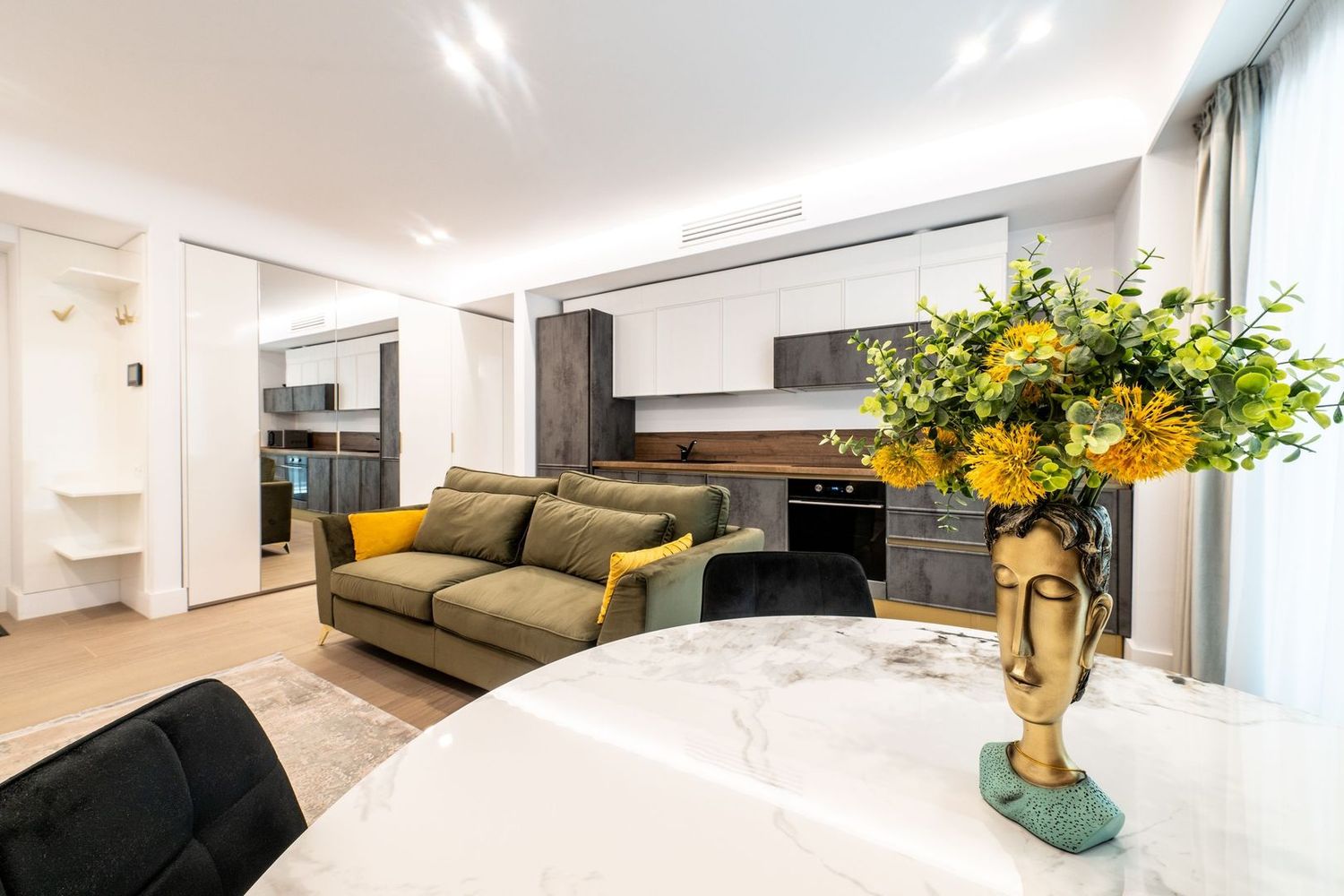 CORTINA 126 | Apartament exclusivist | Terasa de 15 mp | Ultra LUX