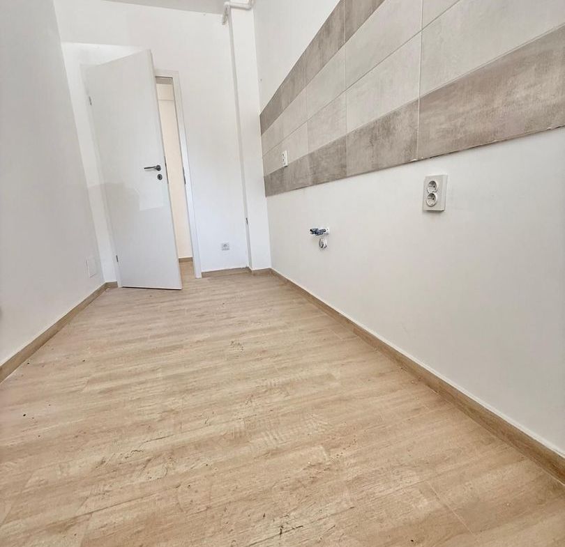 Garsoniera decomandata - Militari Residence - foto 4
