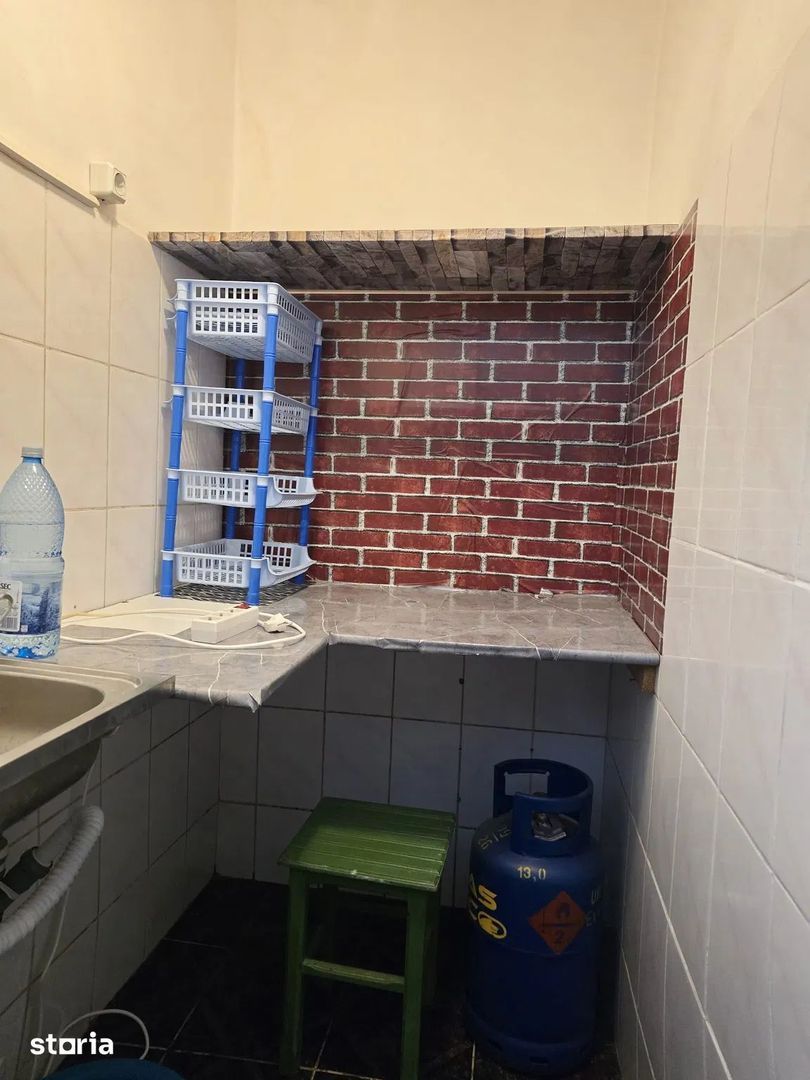 De vanzare garsoniera Tiglina 1, la A-uri, et. 2, 36.000 euro