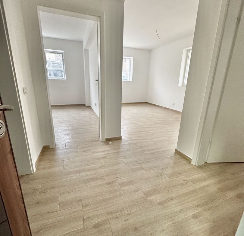 Apartament 2 camere Militari Residence mutare imediata - foto 2