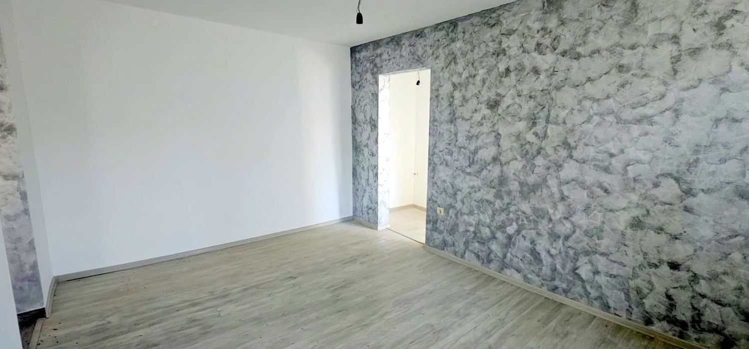 De vanzare apartament cu 2 camere, renovat, etaj9, Viziru 3, 43.000 euro