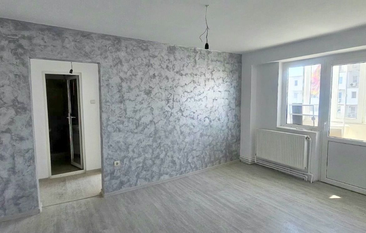 De vanzare apartament cu 2 camere, renovat, etaj9, Viziru 3, 43.000 euro