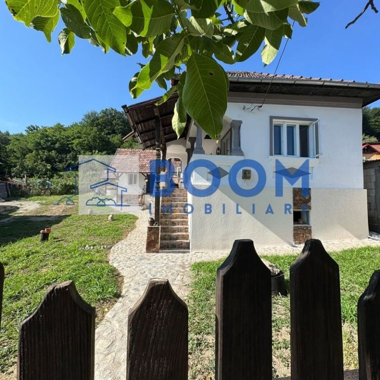 Conac Boieresc | Restaurat | Teren 2000 m