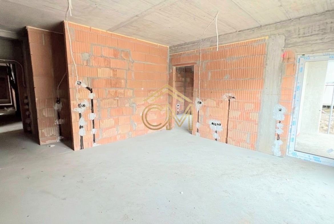 Apartament 2 Camere-43,30MPU-Parter-Terasa-Parcare