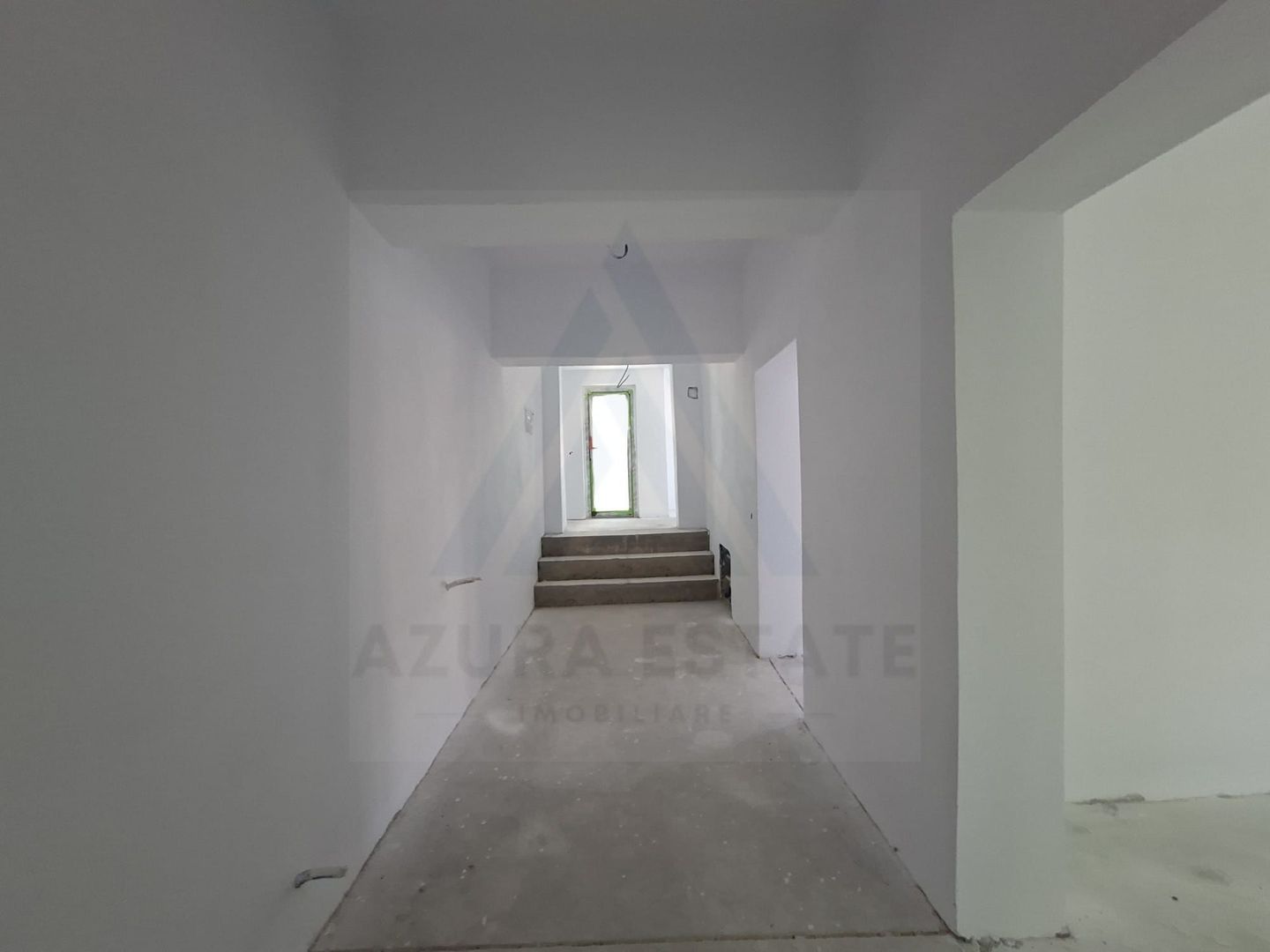 Casa individuala premium 236 mp utili si teren 1200 in Cisnadioara