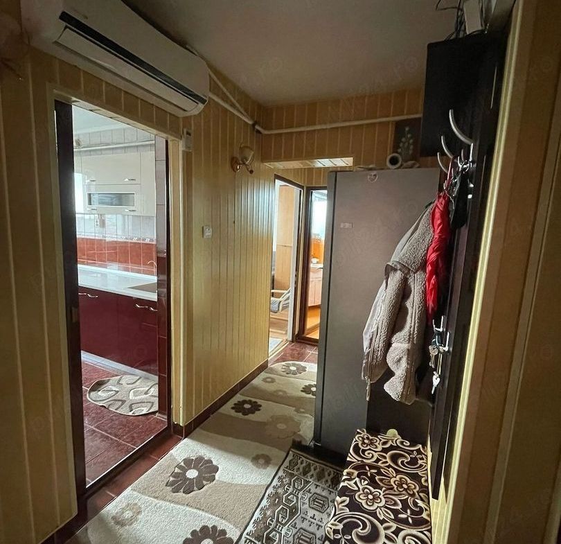 De inchiriat apartament 2 camere Micro 20, zona Hotel Magnus, 350 euro