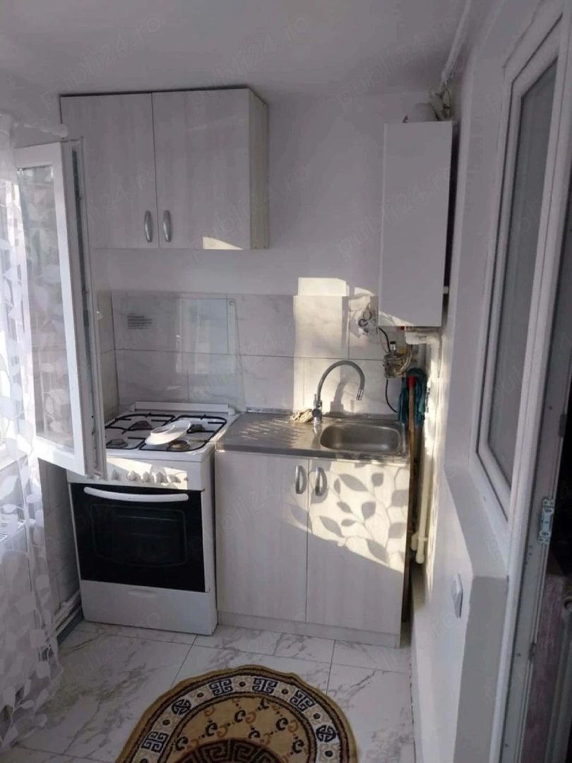 De inchiriat garsoniera micro 40, parter, 1000 lei