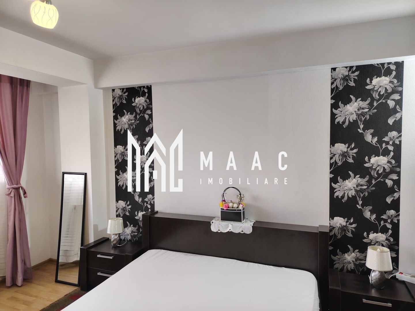Apartament cu 2 camere | Etaj 3 | Balcon | Trei Stejari Apartament cu 2 camere | Etaj 3 | Balcon | Trei Stejari