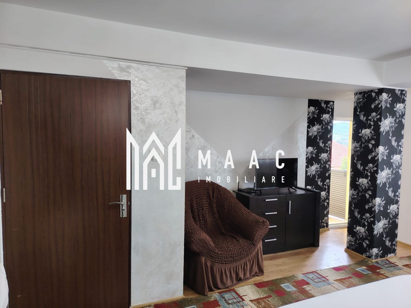 Apartament cu 2 camere | Etaj 3 | Balcon | Trei Stejari Apartament cu 2 camere | Etaj 3 | Balcon | Trei Stejari