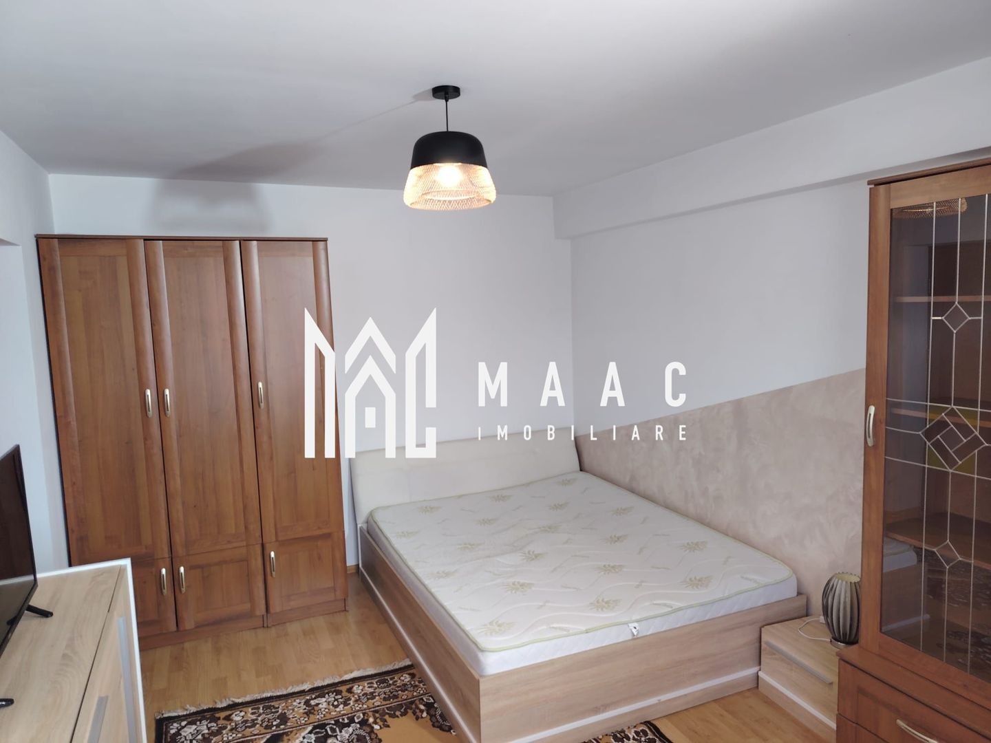 Apartament cu 2 camere | Etaj 3 | Balcon | Trei Stejari Apartament cu 2 camere | Etaj 3 | Balcon | Trei Stejari